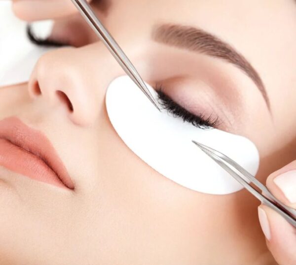 Classic Individual Eyelash Extensions Course