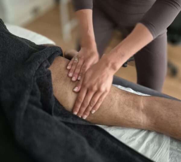 Abdominal massage during training