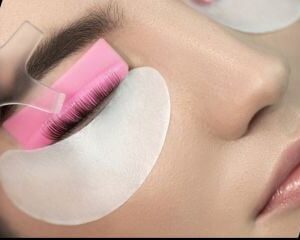 Korean lash lift with lashes set on a pink shield