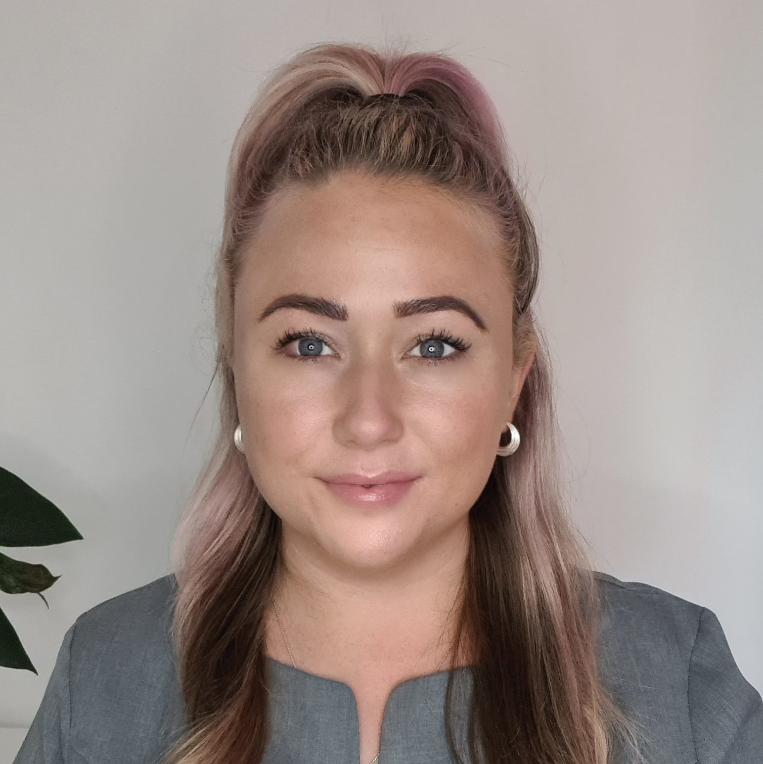 Jade, a graduate of The Beauty Academy