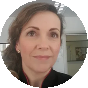 Karen, tutor at The Beauty Academy