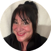 Kerry, tutor at The Beauty Academy